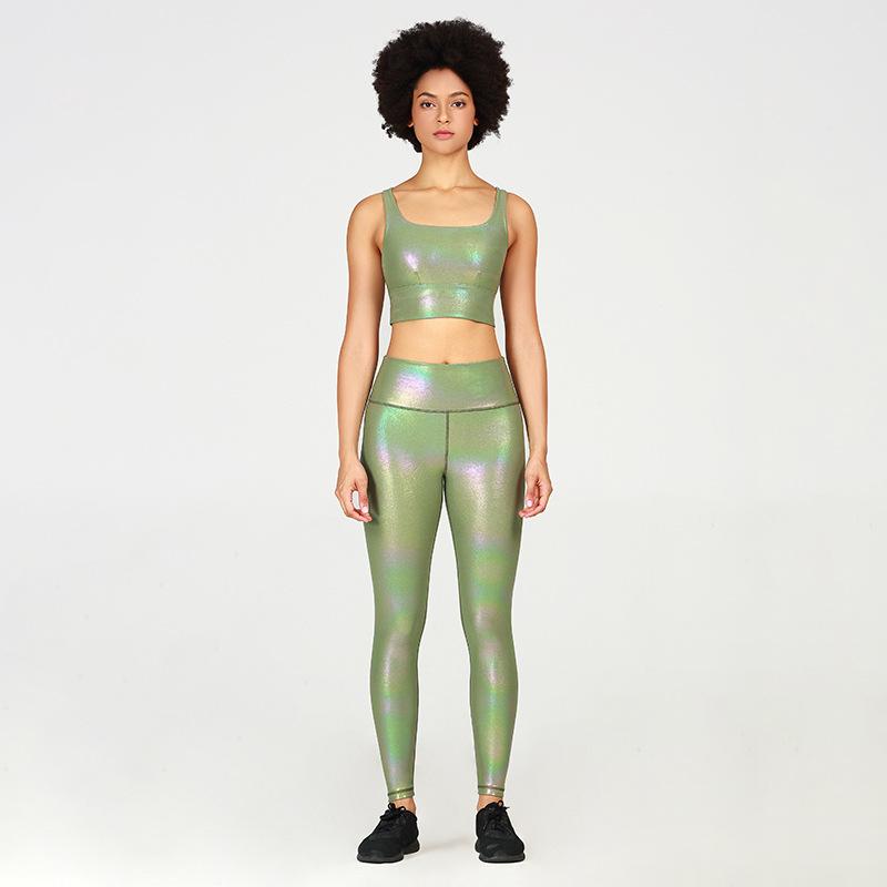 Modeling Breathable Bronzing Yoga Suit